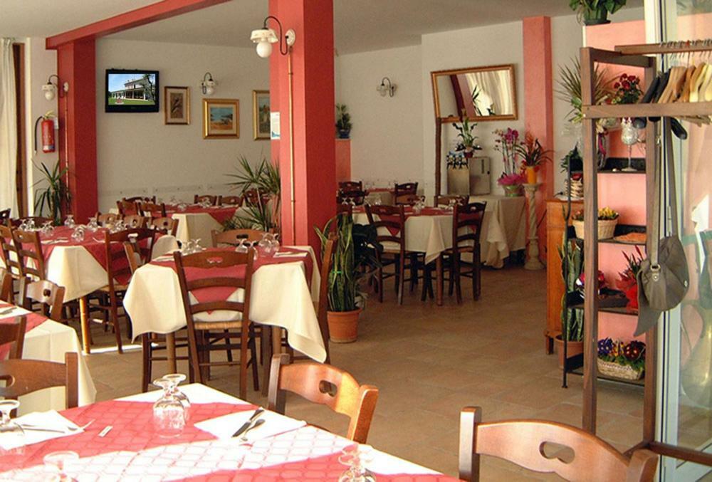 B&B La Tenuta Del Conte Fermo Buitenkant foto